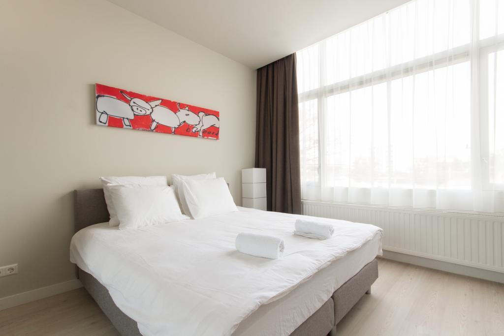Savina City Centre Apartment Near Beach, Station And Shops Zandvoort Room photo