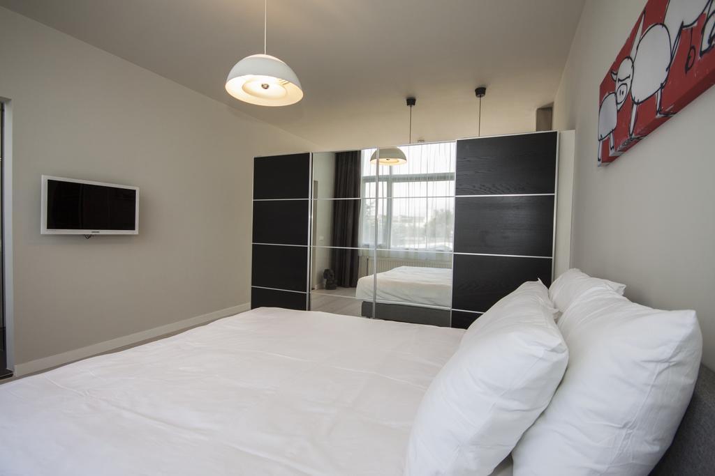 Savina City Centre Apartment Near Beach, Station And Shops Zandvoort Room photo
